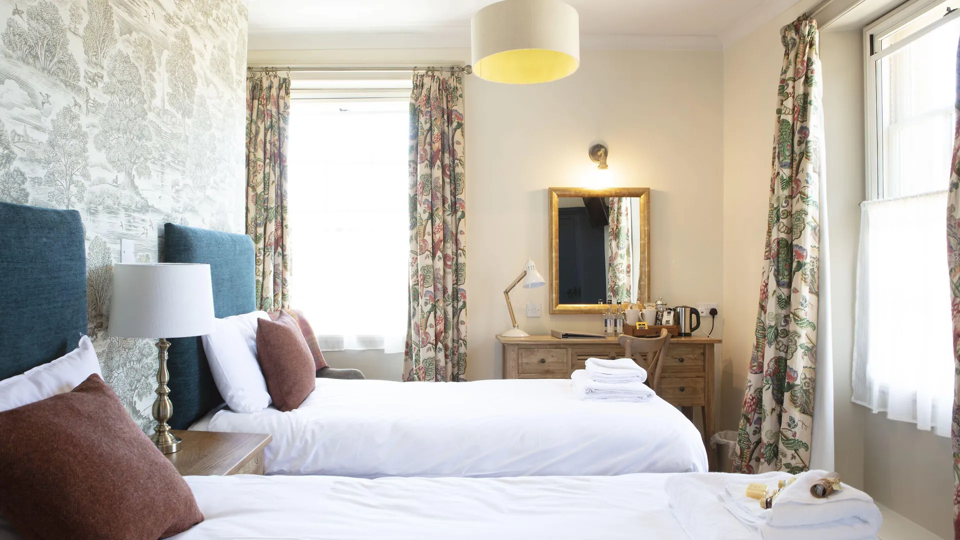 Staying Near Chippenham Museum: 7 Wiltshire Hotels Compared