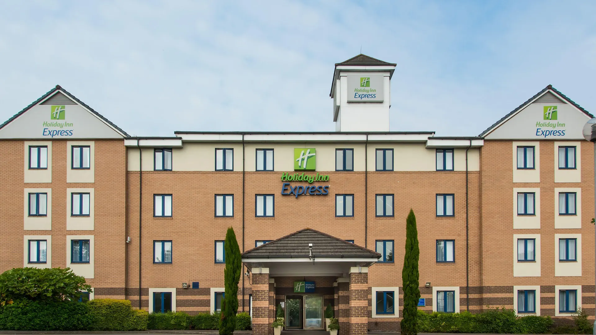 6 Family Hotels Near Dartford Borough Museum Worth Booking