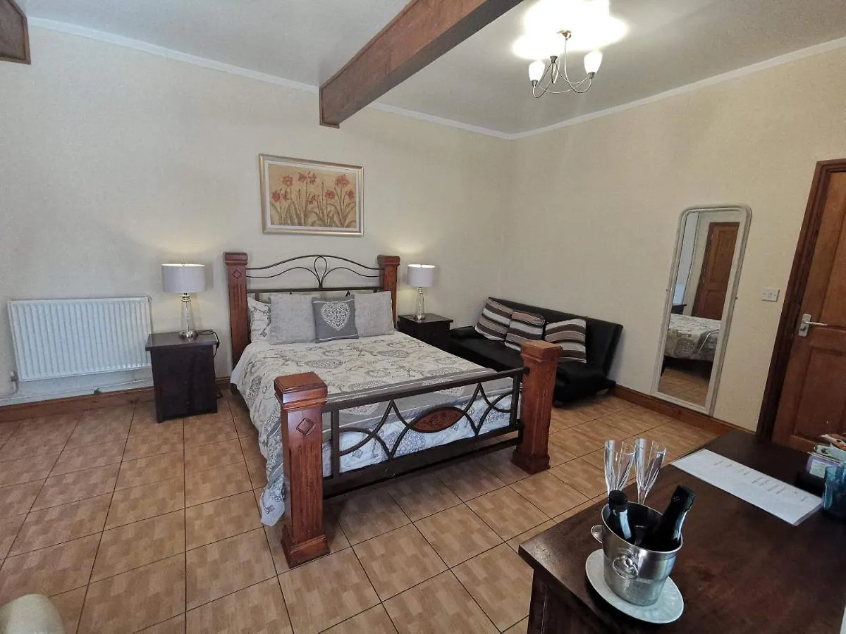 5 Smart Central Hotels In Staffordshire Worth Booking