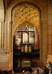 Carpenter organ case